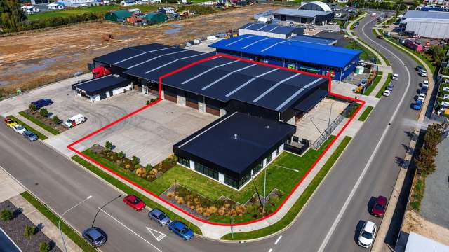 High-spec warehouse + office opportunity