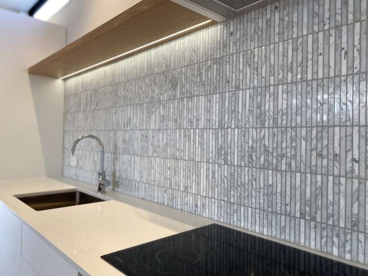 131e Rosier Road Glen Eden_5