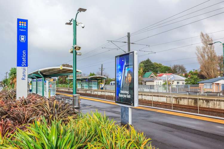 43 Candia Road Swanson_16