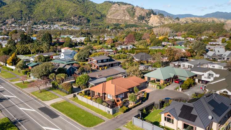 1 Inverell Place Waikanae_27