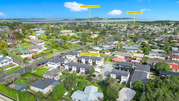 17 Whanui Place Mangere Bridge_13