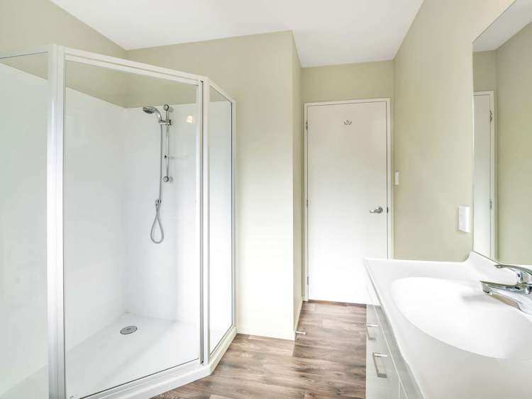 3 Mowhia Grove Waitarere Beach_18