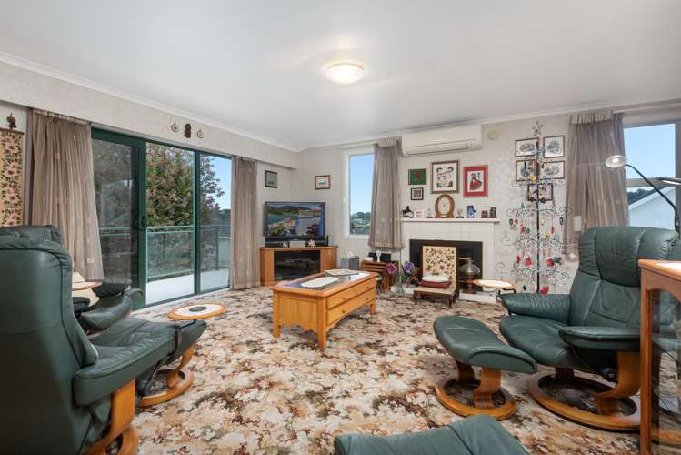 4 Jonathon Street Brookfield_3