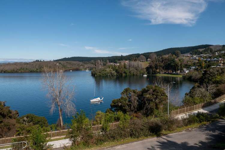 828 Wily Terrace Acacia Bay_12