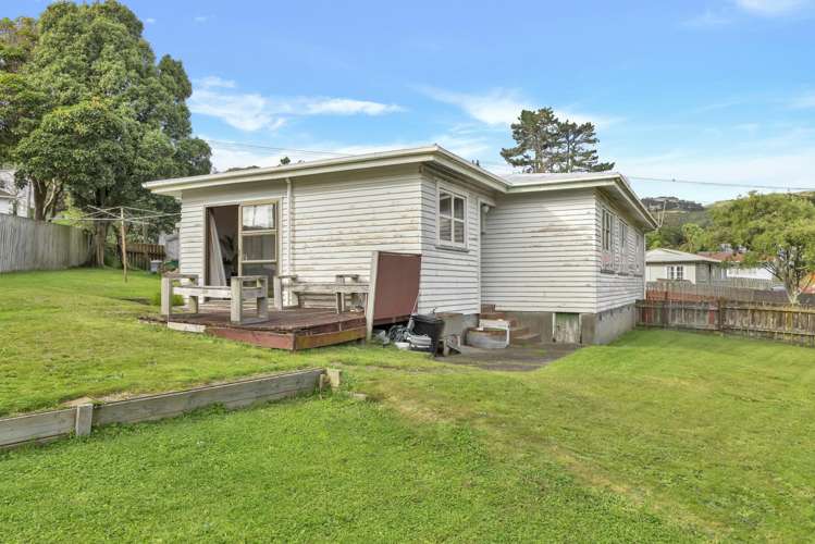 75 Hampshire Street Cannons Creek_18