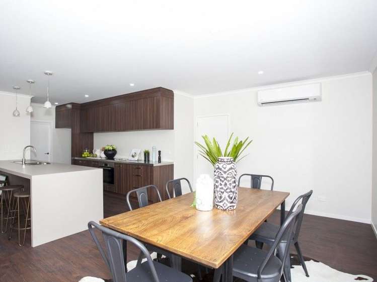 15 Coutts Way Fitzherbert_12