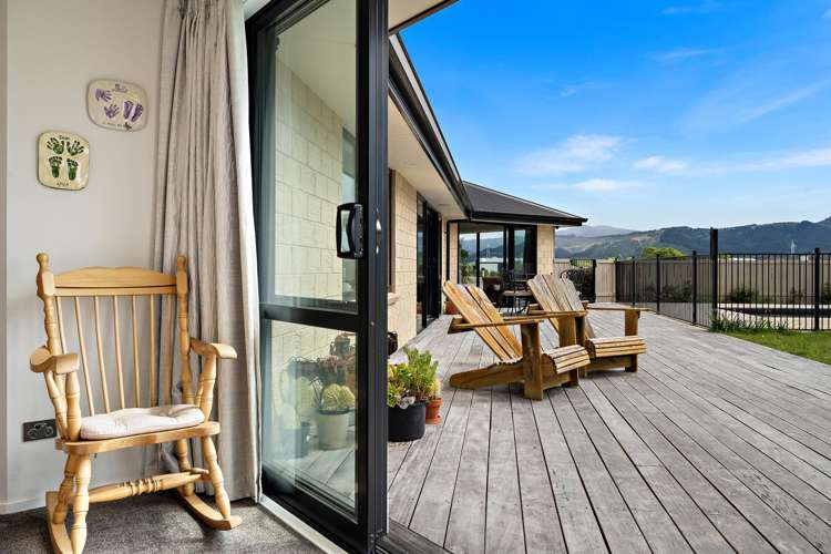 37 Ocean View Crescent Rarangi_36