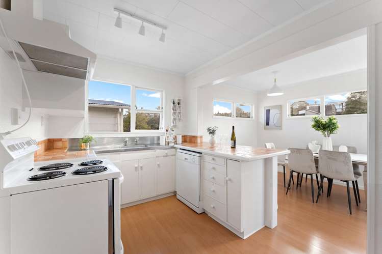 87 Saddleback Rise Murrays Bay_6