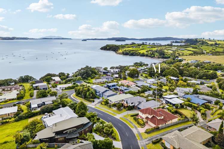 9 Athol Place Algies Bay_27