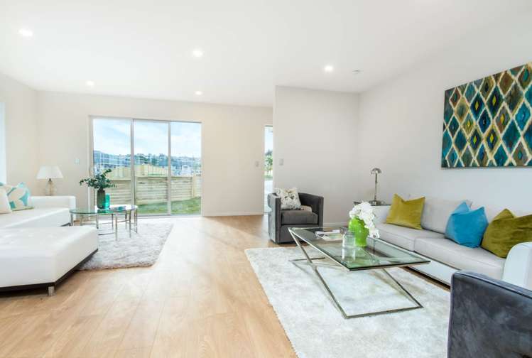 12 Tararua Street Massey_11