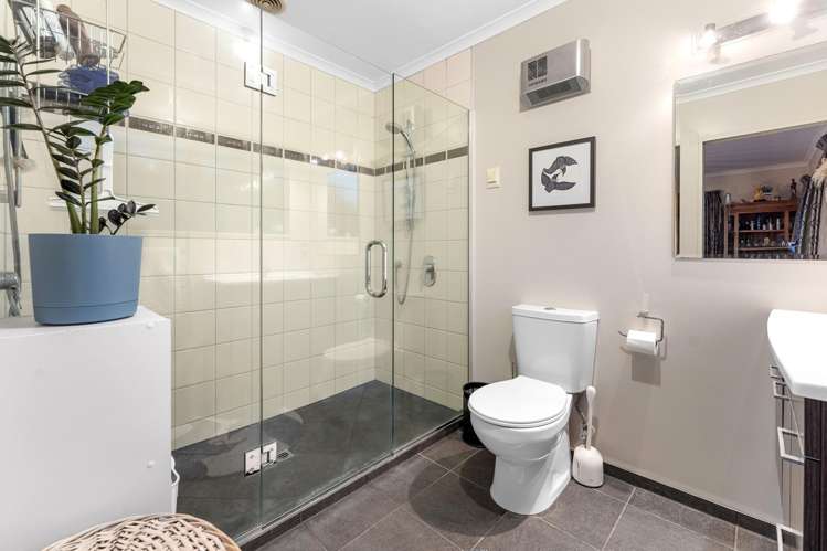 21 Campion Road Waikanae Beach_16