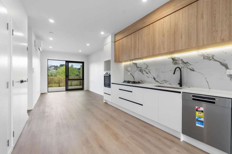 11 Puhikawa Street Massey_11