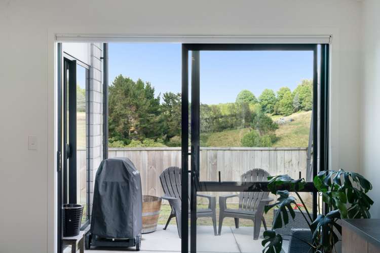 48 Puhirake Crescent Pyes Pa_6