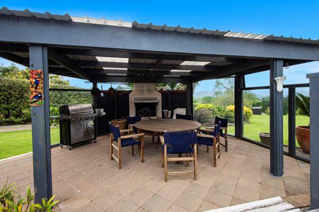 21 Going Road Matarau_2