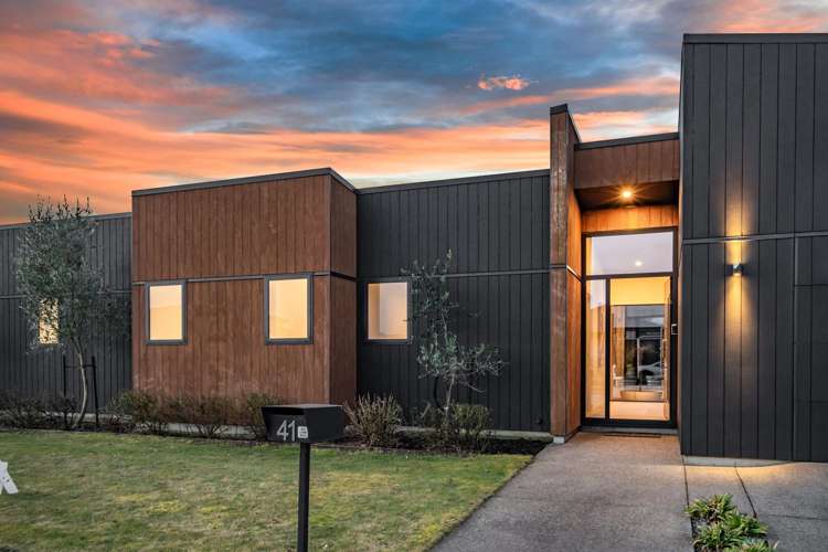 41 Grayshott Avenue Casebrook_4