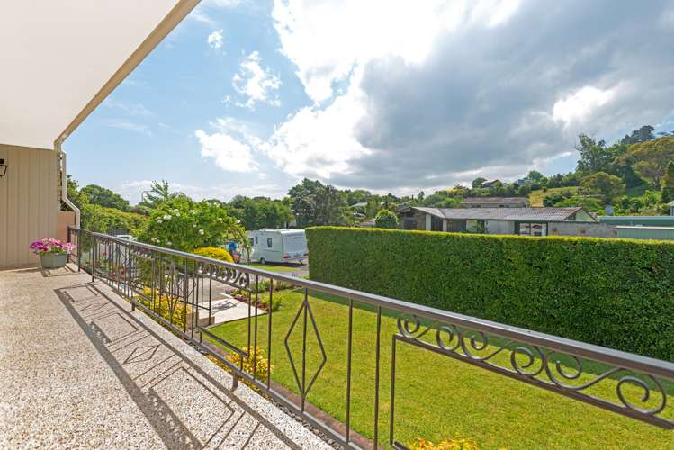 13 Sunvale Crescent Whataupoko_17