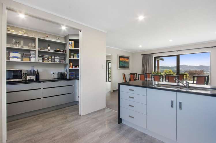 217 Ongare Point Road Katikati_10