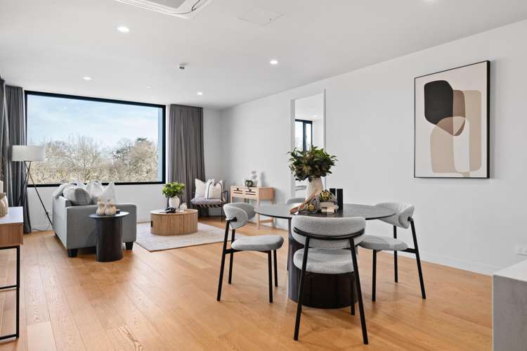 302/220 Tristram Street_4