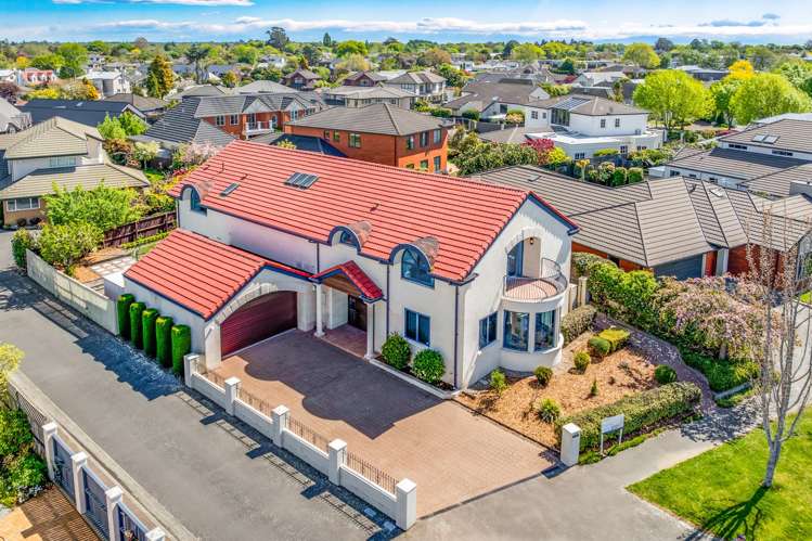 15 Chateau Drive Burnside_1