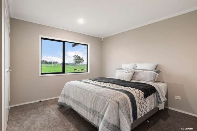 184 Grahams Beach Road Awhitu_17