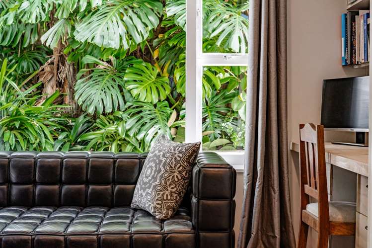 23 Cliff Road Torbay_11