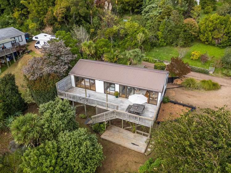 37b Ocean Road Surfdale_20