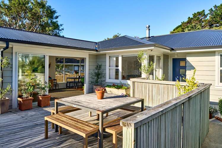 8 Beazley Avenue Paparangi_25