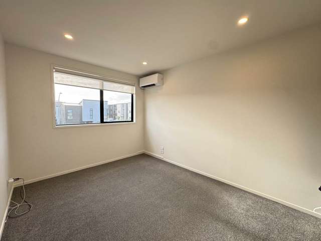 39 Cessna Crescent Mangere_4