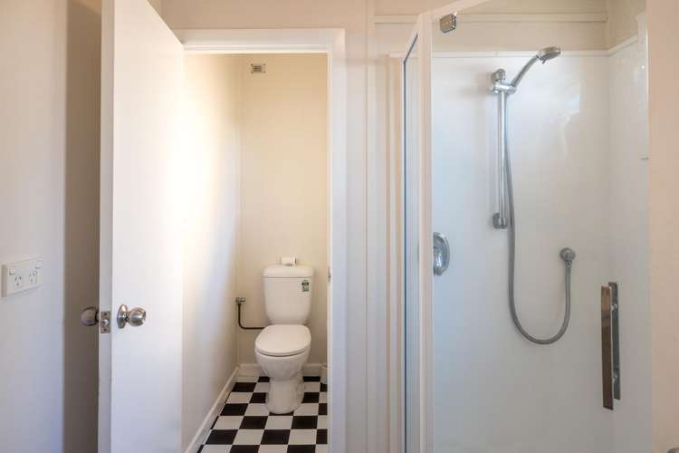 35 The Strand Onetangi_14