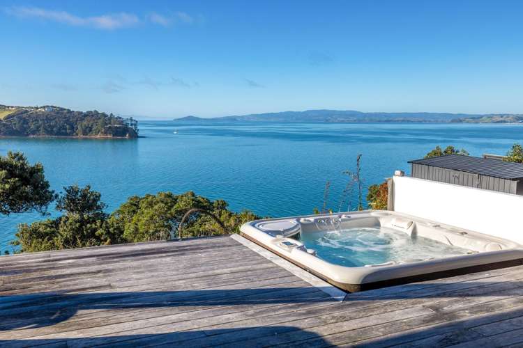 46 Kennedy Point Road Surfdale_13