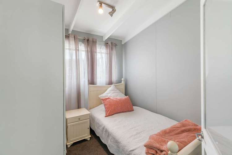 132 Brightside Road Stanmore Bay_9