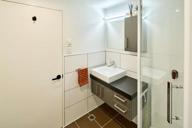 9/208 Jackson Street Petone_13