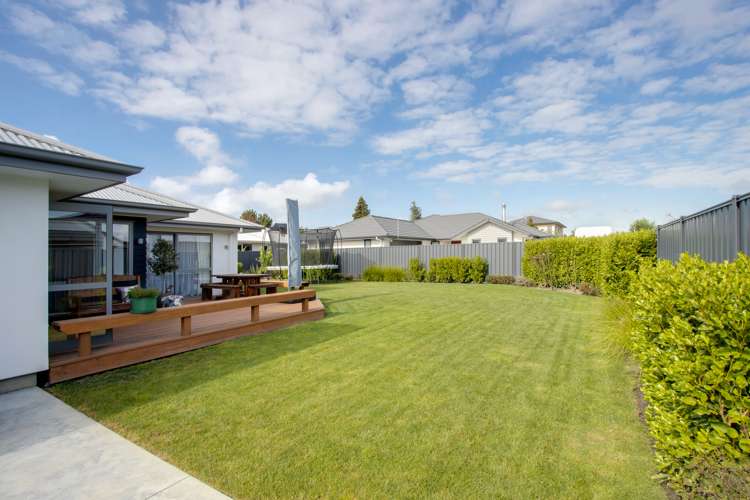 548 Lyndhurst Road Frimley_23