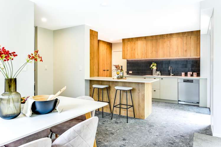 2/11 Marjoriefield Mews Fitzroy_11