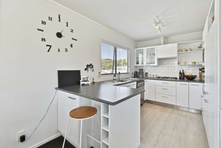 13 Bertram Road Kawakawa Bay_5