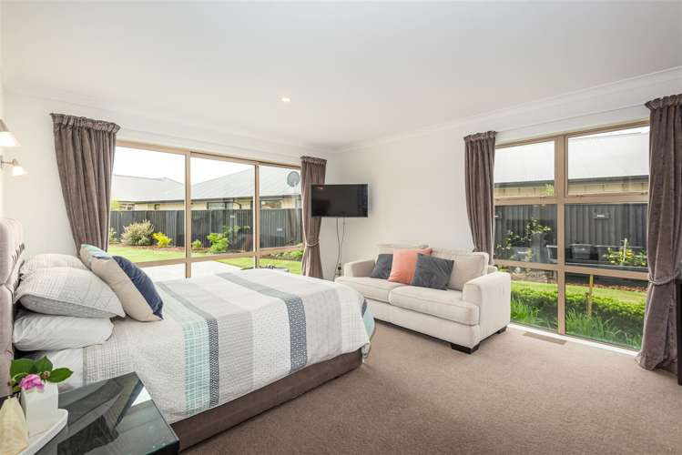 24 Longspur Avenue Wigram_15