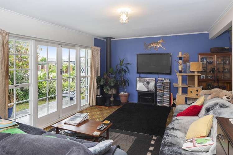 20 Staffordshire Street Burwood_7