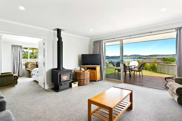 45 Botanical Heights Drive Waipahihi_2