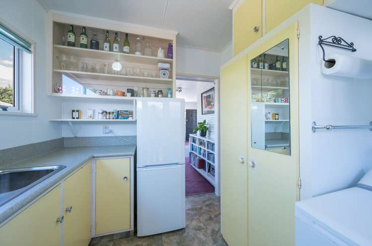 2/7 Dryden Street Stoke_9