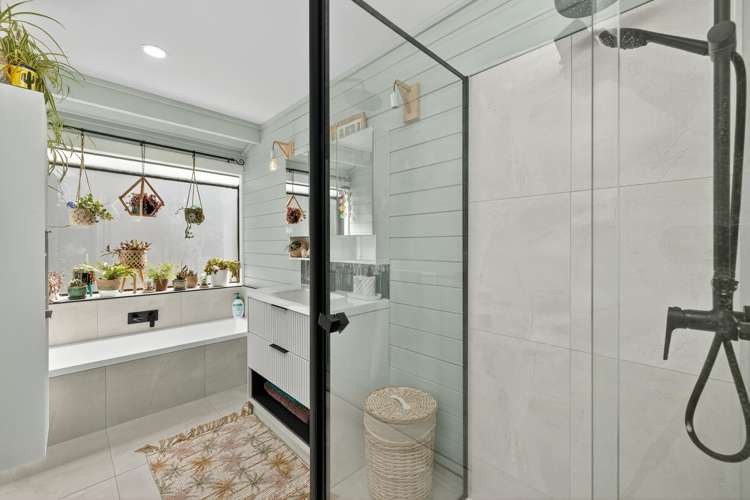 189 Rocking Horse Road Southshore_12