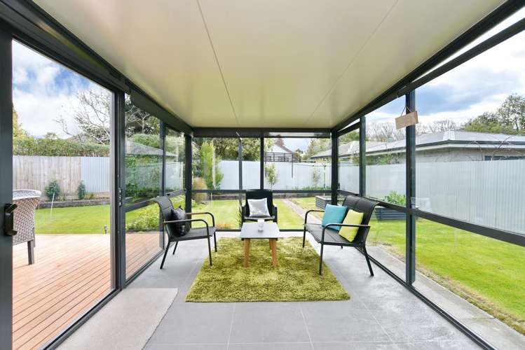 7 Barclay Place Burwood_23