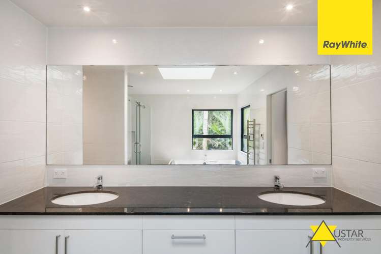 73 Huia Road Titirangi_19