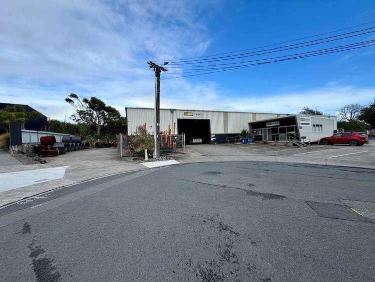 2 Bridle Street Waiwhakaiho_11