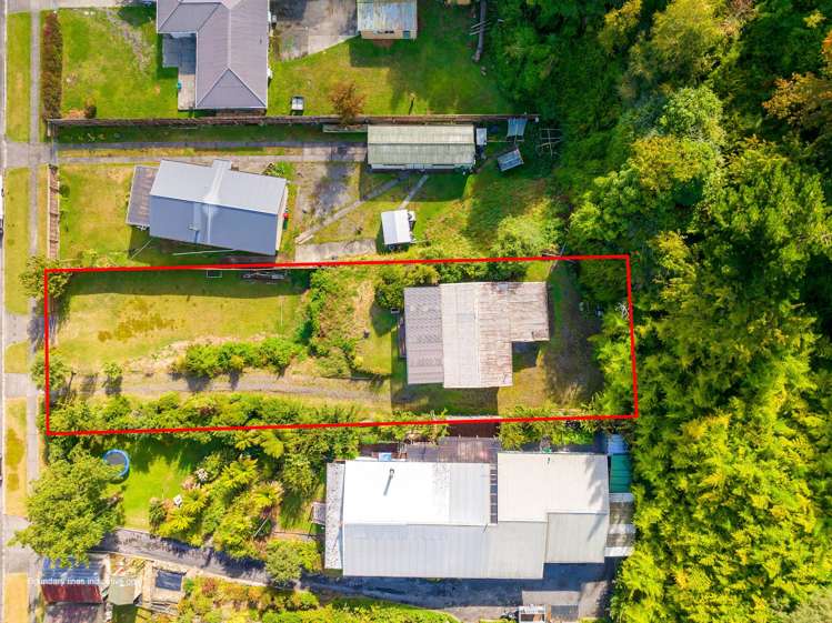 1 and 2/32 Gosling Grove Turangi_12