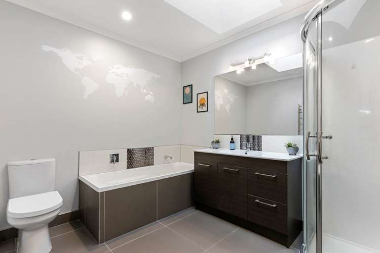 8 Magnolia Avenue Opaheke_13