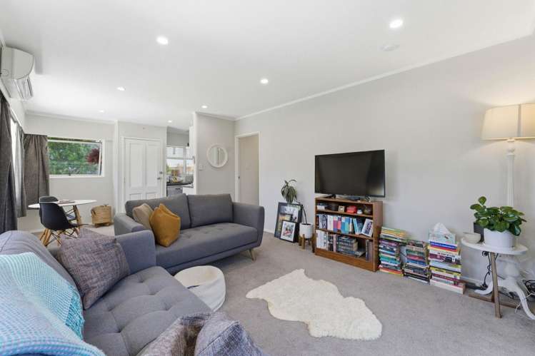 4/22 Camellia Place Mt Roskill_6