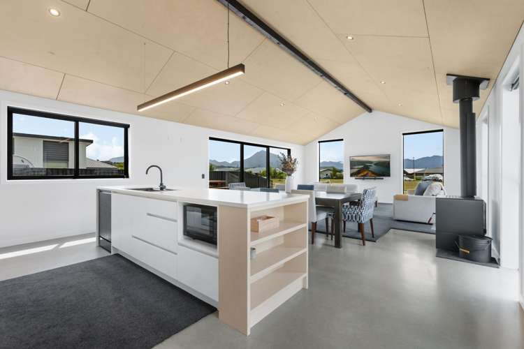 3 Pepperwood Green Albert Town_7