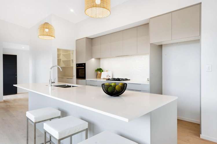 43 Kaitiaki Drive Clarks Beach_1