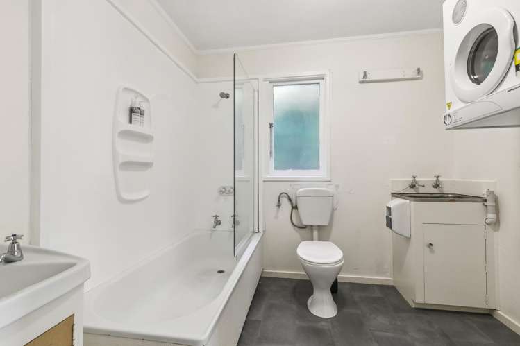 76b Collier Avenue Karori_9