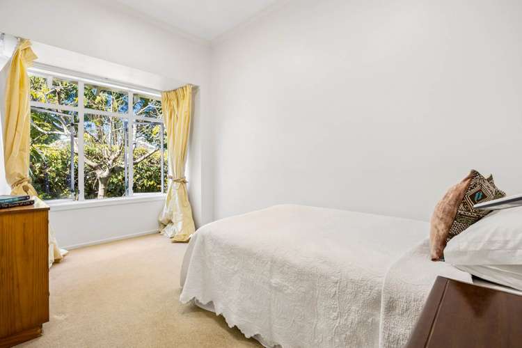 10 Hasbury Avenue Epsom_14